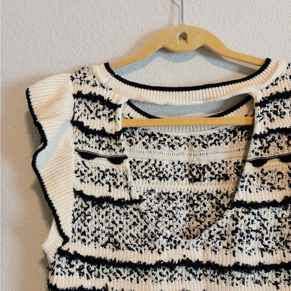 Anthropologie Pilcro Sweater Tank - Picture 8 of 10